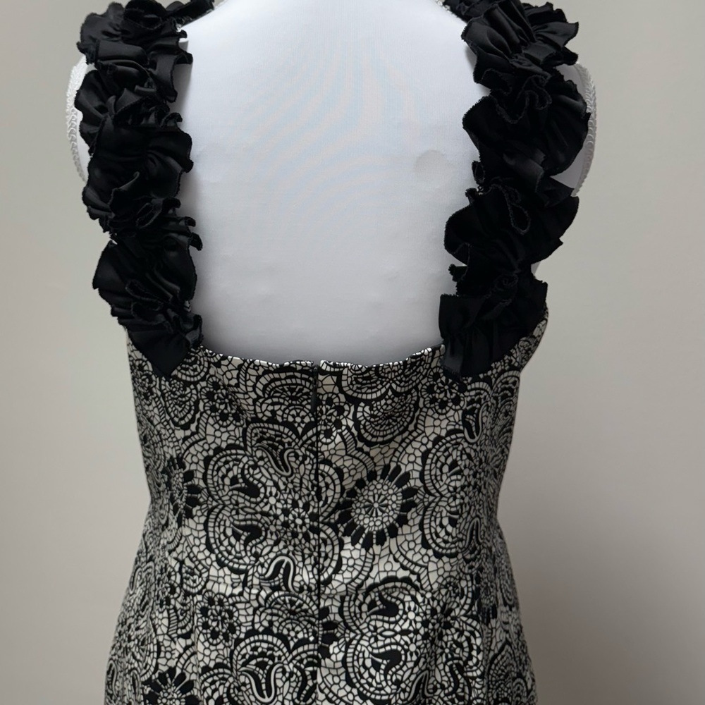 MAGGI LONDON FLORAL SHEATH COCKTAIL DRESS BLACK WHITE ROSETTE NECK SIZE 10 - Picture 5 of 9